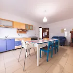 Mancaversa Βίλα *